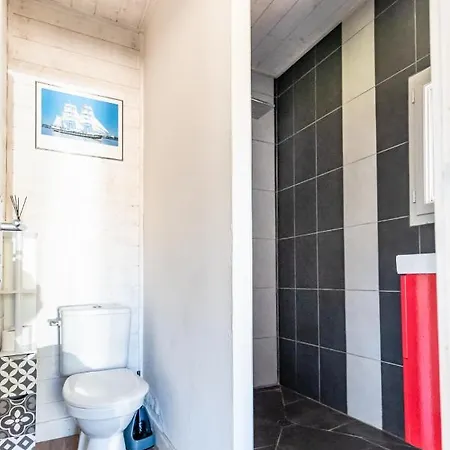 Grande Maison De Vacances 12pers Piscine 别墅 *